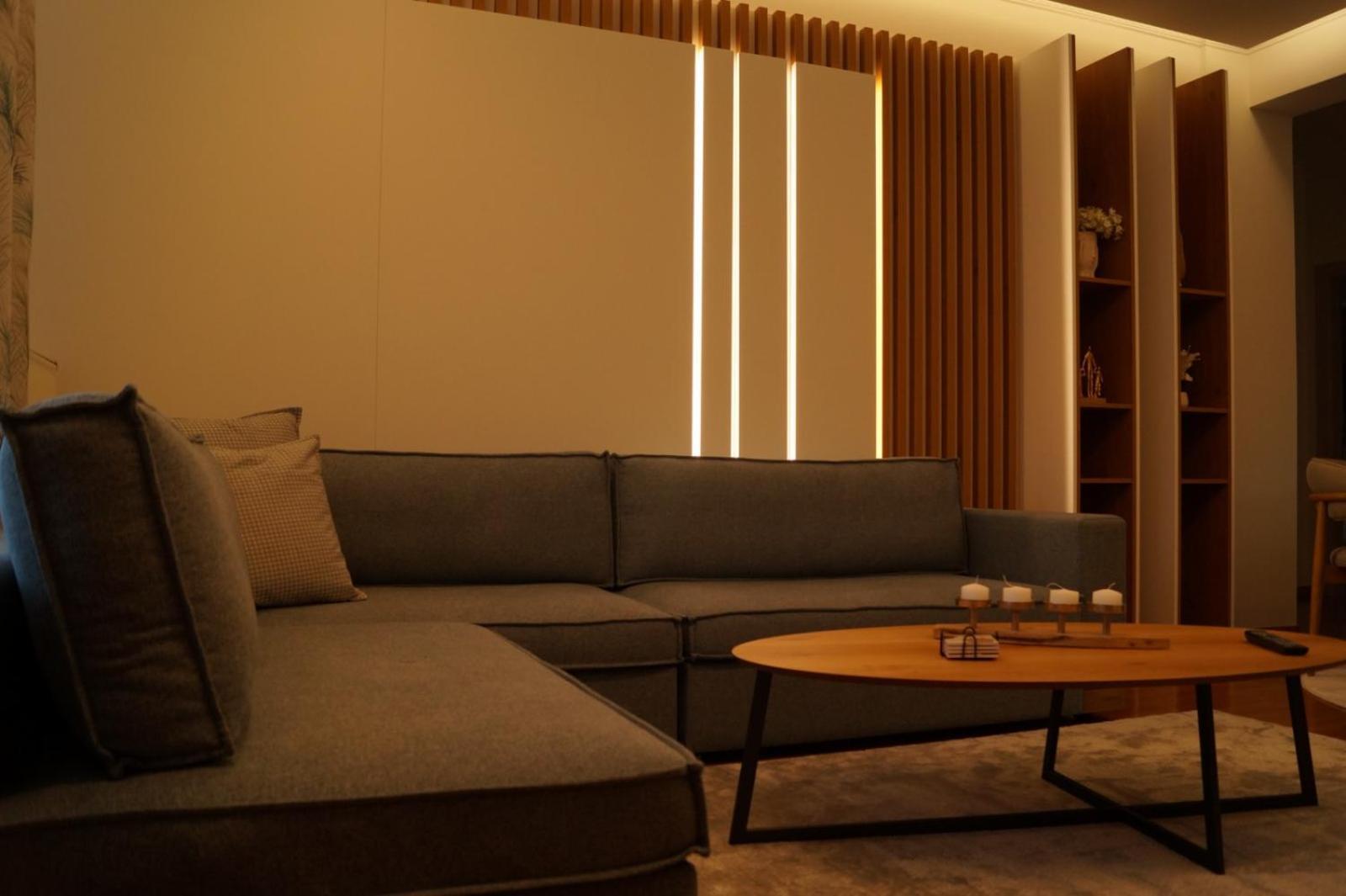 Daphne Luxury Apartment كاستوريا المظهر الخارجي الصورة