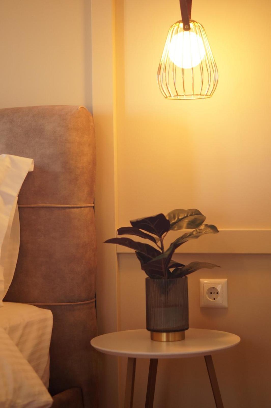 Daphne Luxury Apartment كاستوريا المظهر الخارجي الصورة