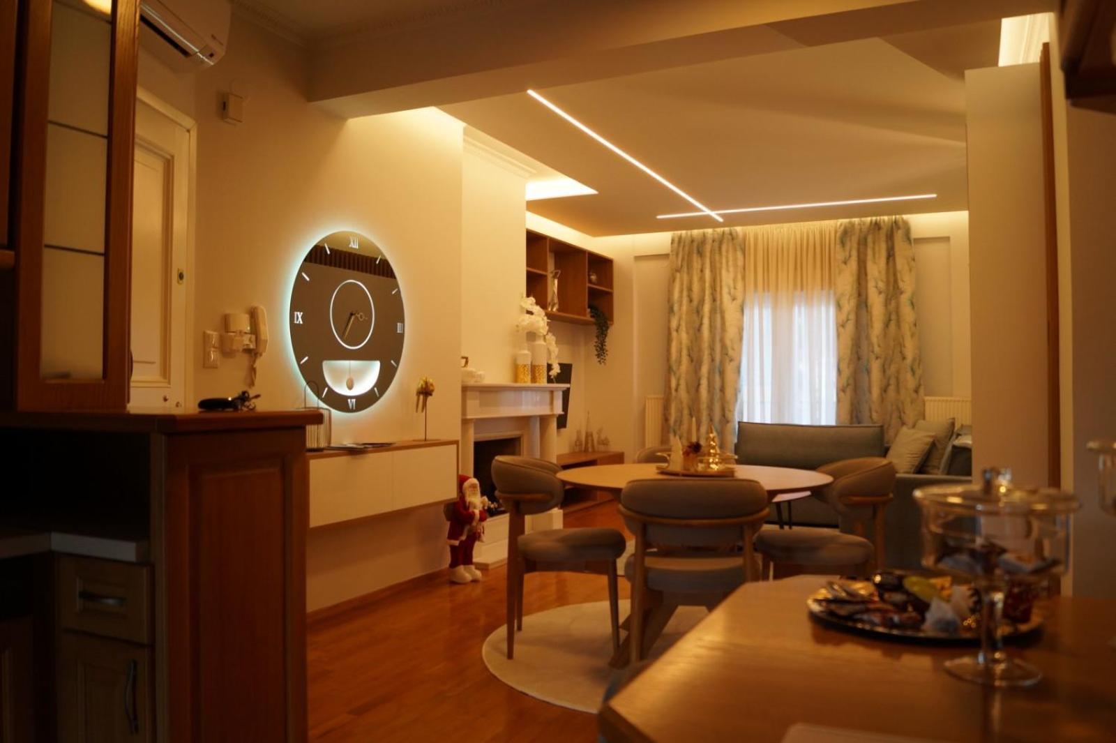 Daphne Luxury Apartment كاستوريا المظهر الخارجي الصورة