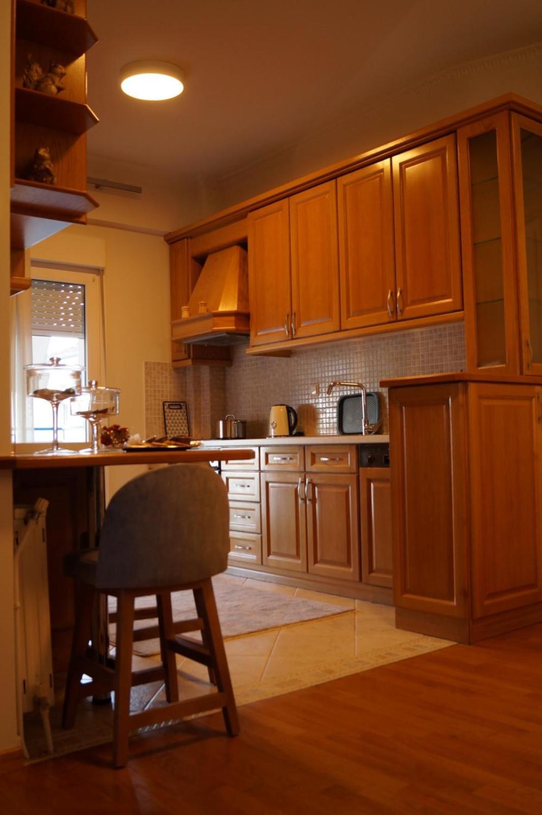 Daphne Luxury Apartment كاستوريا المظهر الخارجي الصورة